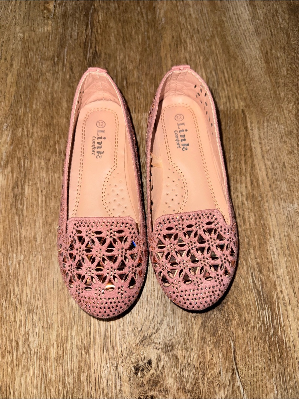 Girls Link Comfort Pink Laser Cut Ballet Flats Size 12 | Like New